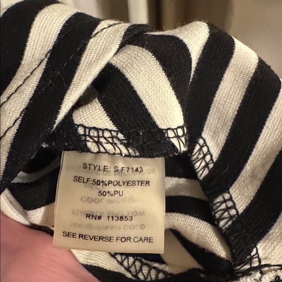 Pomelo Black and White Striped Long Sleeve Dress - Picture 9 of 10